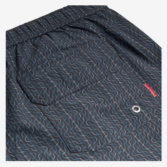 PUBLIC BEACH
Wave Beach Swim Shorts - Men's - Picture 3 of 9